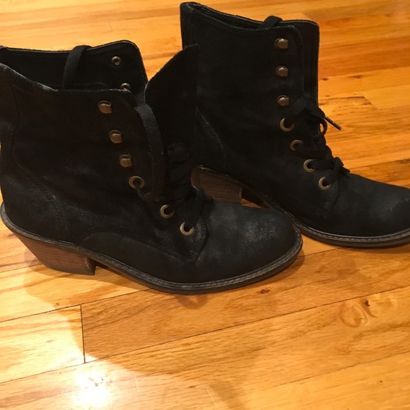 DV by Dolce Vita Lace up Boot - Picture 4 of 7